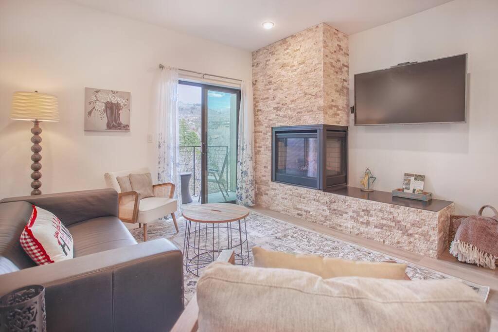 Cozy- Mountain Style - River View Apartment - Colorado シルバーソーン エクステリア 写真