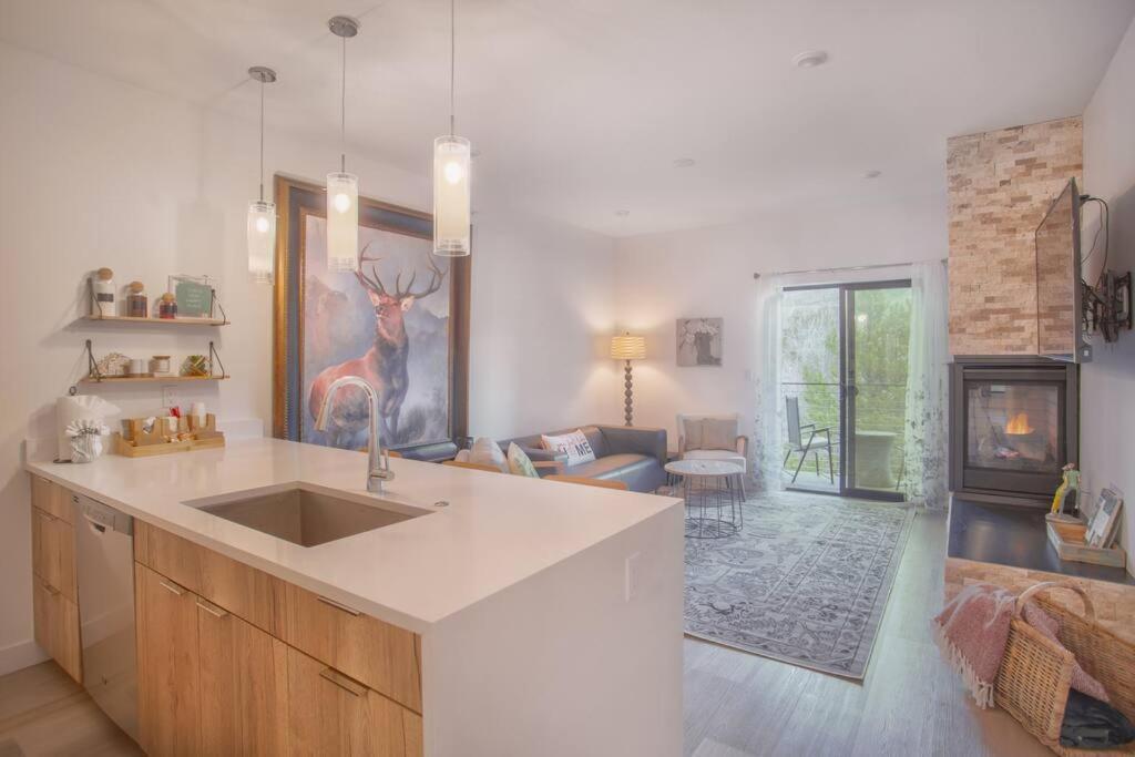 Cozy- Mountain Style - River View Apartment - Colorado シルバーソーン エクステリア 写真